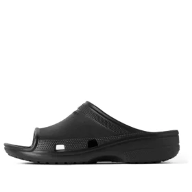 Balenciaga x Crocs -sandaalit ”Black” 793445W1S8E1000