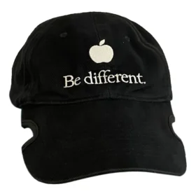 Be Different -lippalakki ”Black White” 713931-410B2-1077