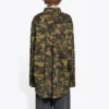 Camouflage-vartalonmyötäinen paita ”Green” 659027TKL142840