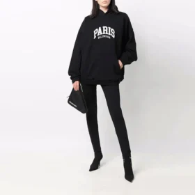 Cities Paris -huppari, leveä istuvuus ”Black White” 674986TLVL81070 Cities Paris -huppari, leveä istuvuus ”Black White” 674986TLVL81070