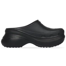 Crocs-pistokkaat ”Black Rubber” 720857W1S8E1000