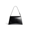 Crush Medium Sling Bag ”Black” 7654662AAR21000