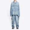 Denim-takki, jossa on koko pinnan kattava kirjoituslogo, ”Vaaleansininen Valkoinen” 681690TJW904200