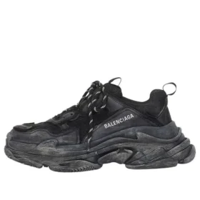 DIY Triple S ”Musta” 534217W3CS11000 DIY Triple S ”Musta” 534217W3CS11000