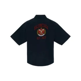 Est. 1917 -yliopistologolla varustettu paita ”Dark Blue” 675643TYB184100