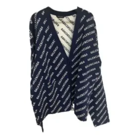 Koko pinnan peittävä logoneule-neuletakki ”Blue White” 736248T32338502