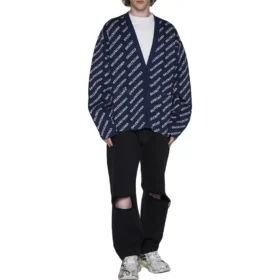 Koko pinnan peittävä logoneule-neuletakki ”Blue White” 736248T32338502