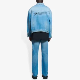 Miesten Balenciaga SS21 Classic Logo Denim -takki, vaaleansininen 657608TDW154307 Miesten Balenciaga SS21 Classic Logo Denim -takki, vaaleansininen 657608TDW154307