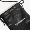 Miesten musta shopper-käsilaukku puhelimelle Miesten musta shopper-käsilaukku puhelimelle