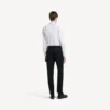 Miesten mustat, vartaloon istuvat skinny-housut Miesten mustat, vartaloon istuvat skinny-housut