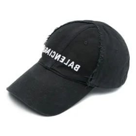 Mirror Balenciaga -lippalakki ”Black” 723773410B21077 Mirror Balenciaga -lippalakki ”Black” 723773410B21077