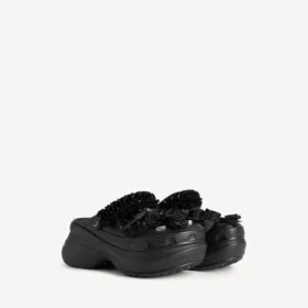 Naisten Crocs™-pistokkaat Jibbitz™ mustana
