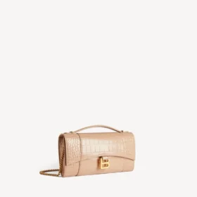 Naisten Hourglass-mallinen pochette-laukku ketjulla, väri nude