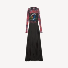 Naisten musta pitkähihainen mekko, jossa on voimakas tie-dye-kuvio