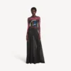 Naisten musta pitkähihainen mekko, jossa on voimakas tie-dye-kuvio Naisten musta pitkähihainen mekko, jossa on voimakas tie-dye-kuvio