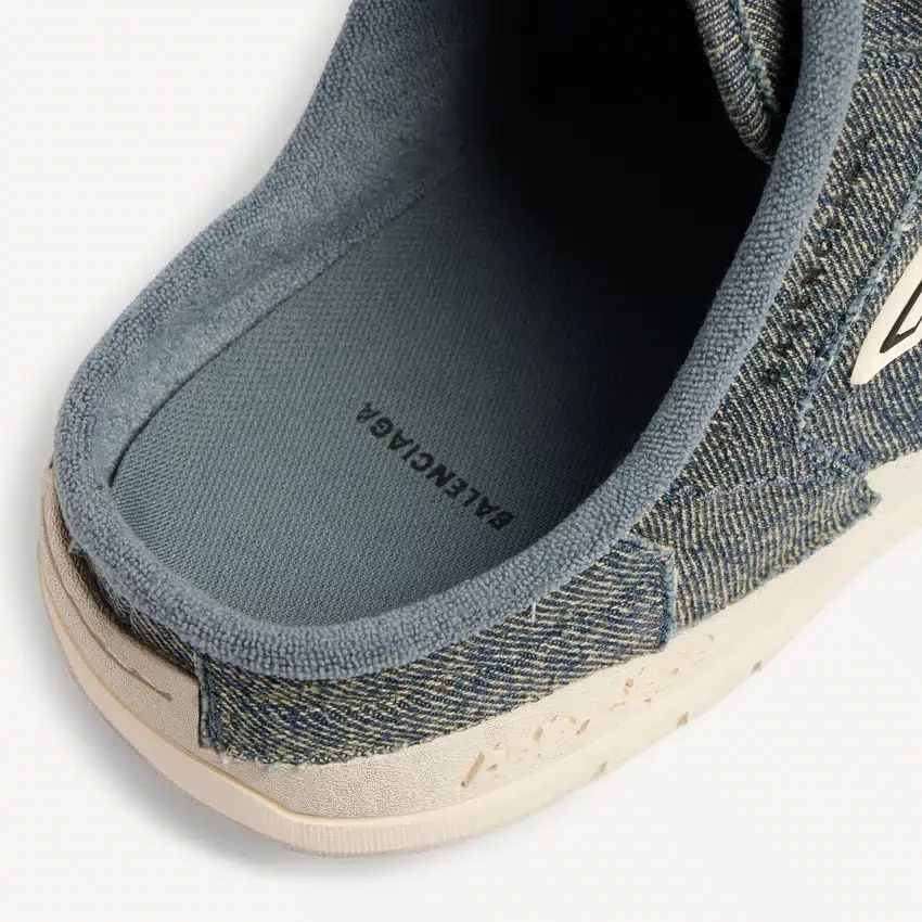Naisten siniset/luonnonvalkoiset Hamptons-denim-pistokkaat Naisten siniset/luonnonvalkoiset Hamptons-denim-pistokkaat