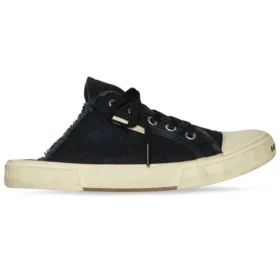 Paris-pistokkaat ”Black Destroyed Cotton and White Rubber” 693952W3RC31090