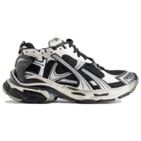 Runner ”Black White” 772774W3RMU9010