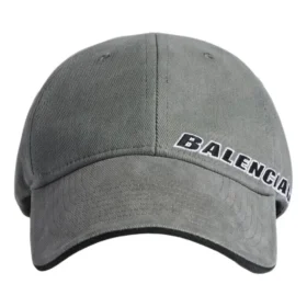 Tilted Typo -lippalakki ”Dark Heather Grey” 854036410B21441 Tilted Typo -lippalakki ”Dark Heather Grey” 854036410B21441
