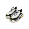 Triple S ”Black Yellow” 524039W09OM1023