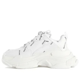 Triple S -tennari ”All Over Logo – White” 524039W2FA19010