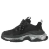 Triple S -tennari ”Black Iridescent” 544351W2FB21001