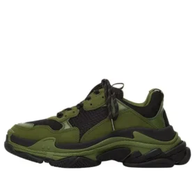Triple S -tennari ”Black Khaki” 536737W2CA11033