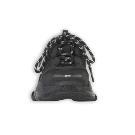 Triple S -tennarit ”Black” 654251W2CA41000