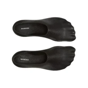 Ultra Flat -kengät ”Black” 678357W0FO91000