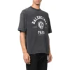 Varsity-logolla varustettu lyhythihainen T-paita ”Washed Black” 612966TMV981000